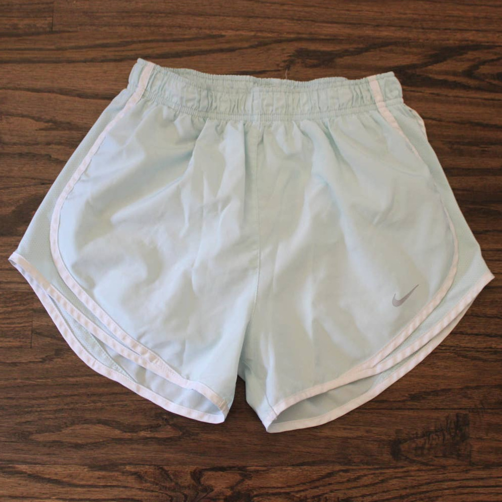 Nike Dri-Fit Tempo Light Blue Short - Small